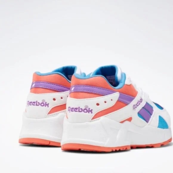 Reebok Aztrek Old Skool Sneakers - Picture 3 of 10